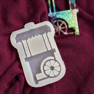 Silicone Mold for Circus Popcorn Cart-Shaped Christmas Ornaments – Perfect for Epoxy Resin, 3D Decor, Unique Holiday Decorations