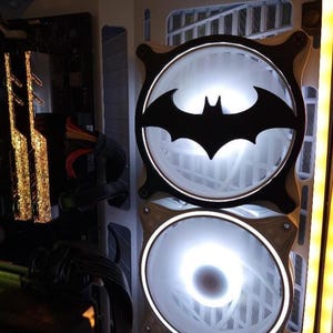Bat Symbol Gaming Computer Fan Shroud / Grill / Cover -  Super Hero Man - Custom 3D Printed - 120mm, 140mm