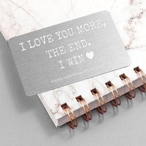 Billetera de metal personalizada con la frase "Love You More", regalo para parejas, día de San Valentín, aniversarios, recuerdos, amor, grabado, cumpleaños