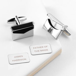 Gemelos personalizados en forma de sobre con mensaje secreto en plata