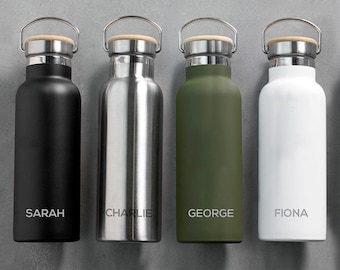Botella de agua aislante personalizada de 500 ml con tapa de bambú - Horizontal