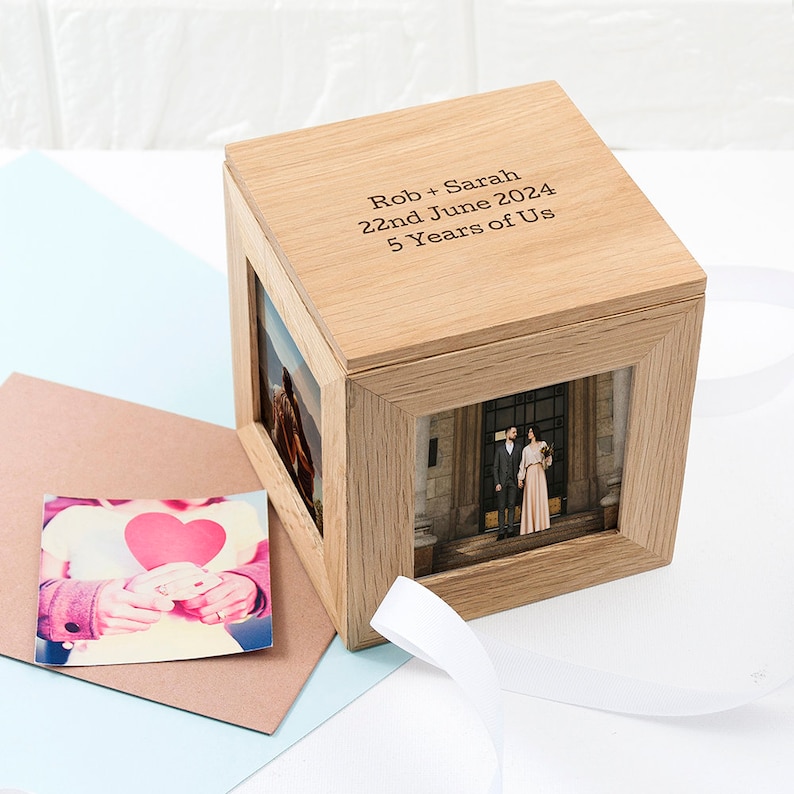 Personalised Oak Photo Cube Keepsake Box imagem 7