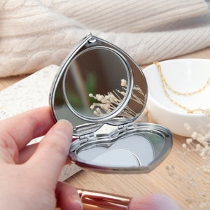 Personalised Silver Heart Compact Mirror, Gifts for Her, Valentine's, Bridesmaids, Bridal Party Wedding Thank You, Anniversaries, Christmas imagem 2