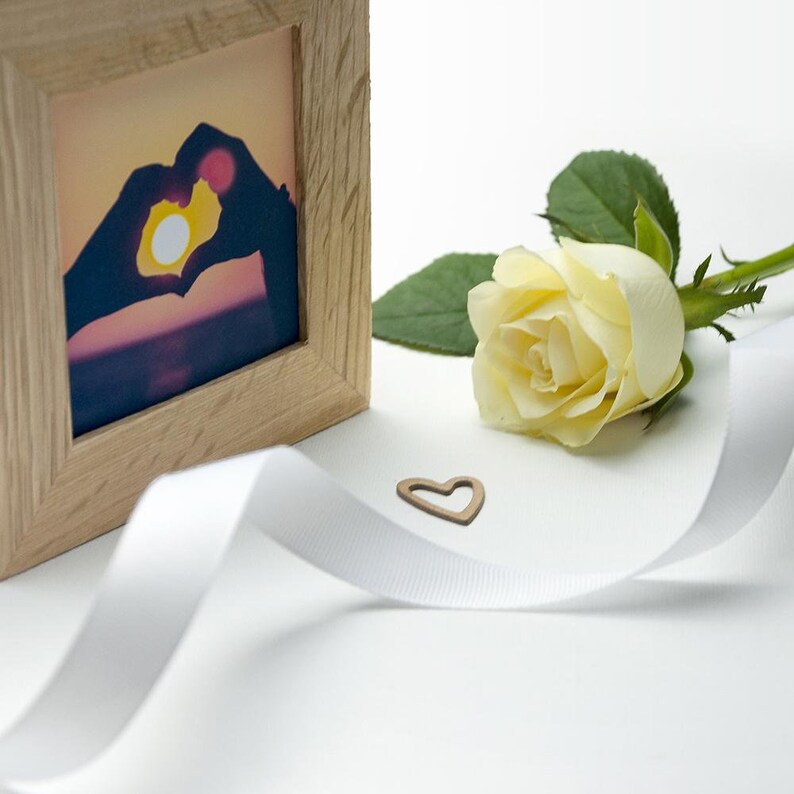 Wife Partner Gift for Her Valentine/'s Day Couples Romantic Anniversary Personalised Be My Valentine Oak Photo Cube Girlfriend