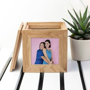 Personalised Oak Photo Cube Keepsake Box imagem 9