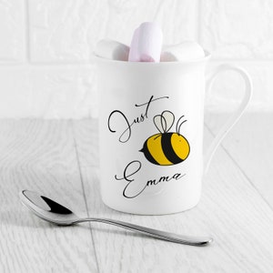 Gepersonaliseerde Bee You Bone China-mok
