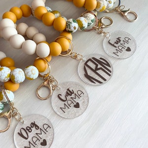 Teacher Gift Silicone Wristlet Keychain Beaded Bracelet Design Sunflower Pattern Boho Style Accessory Practical Present Personal Item Everyday Carry Solution Car Key Holder Durable Construction Gold Hardware Detail Fashion Forward Look Cute