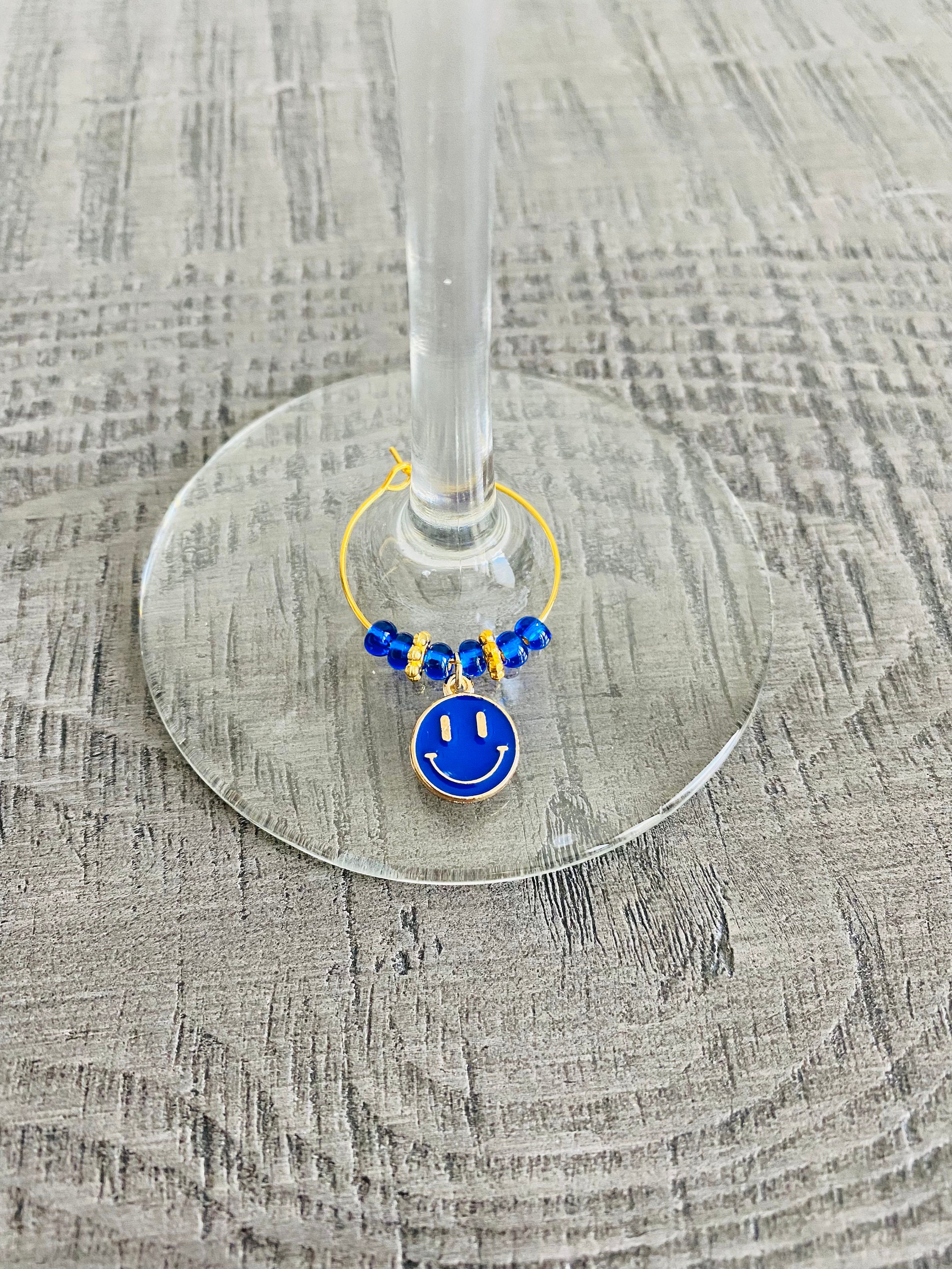 SALE !!! Fun people Smile faces 😊Wine Glass Charm Rings Set Of 6