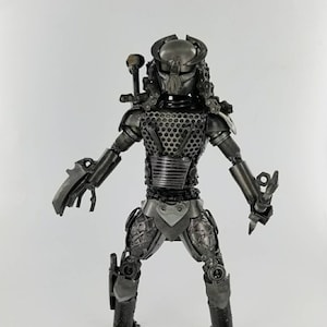 Amazon.co.jp: col-p エイリアン プレデター フィギュア 7インチ