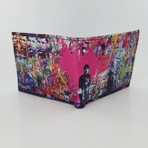 Cartera plegable de cuero genuino hecha a mano, diseño unisex de varios colores y personajes de graffiti. Incluye funda para identificación, totalmente impresa con láser.