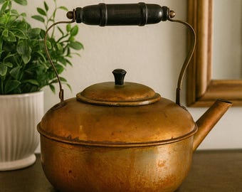 Vintage Copper Kettle with Wooden Handle – Rustic Farmhouse Teapot – Old World Kitchen Décor