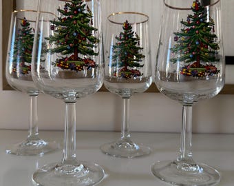 Spode Christmas Tree Wine Glasses Set of 4, Gold Rim Holiday Goblets, Vintage Christmas Barware, Festive Tableware, Holiday Entertaining