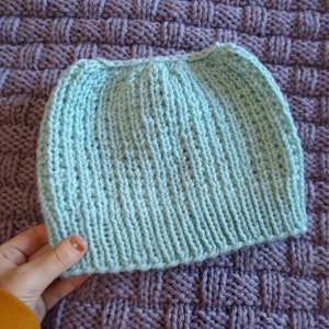Caelum Messy Bun Beanie