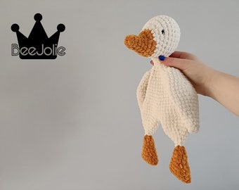 Crochet large snuggle goose