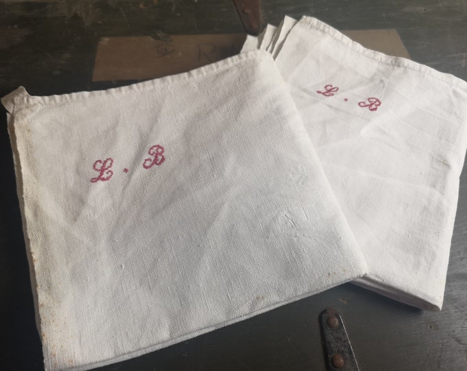 Set of two linen vendage cloths glass cloths table runners tea towels monogrammed LB