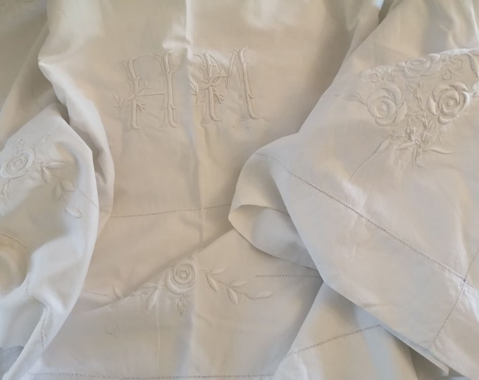 Antique French bedlinen monogrammed embroidered trousseau bedlinen sheet HM