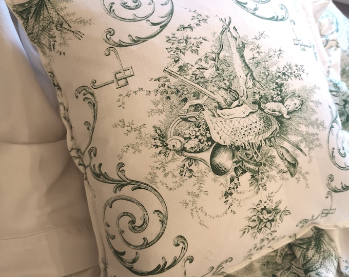Beautiful vintage Toile de Jouy cotton cushion covers or pillow shams