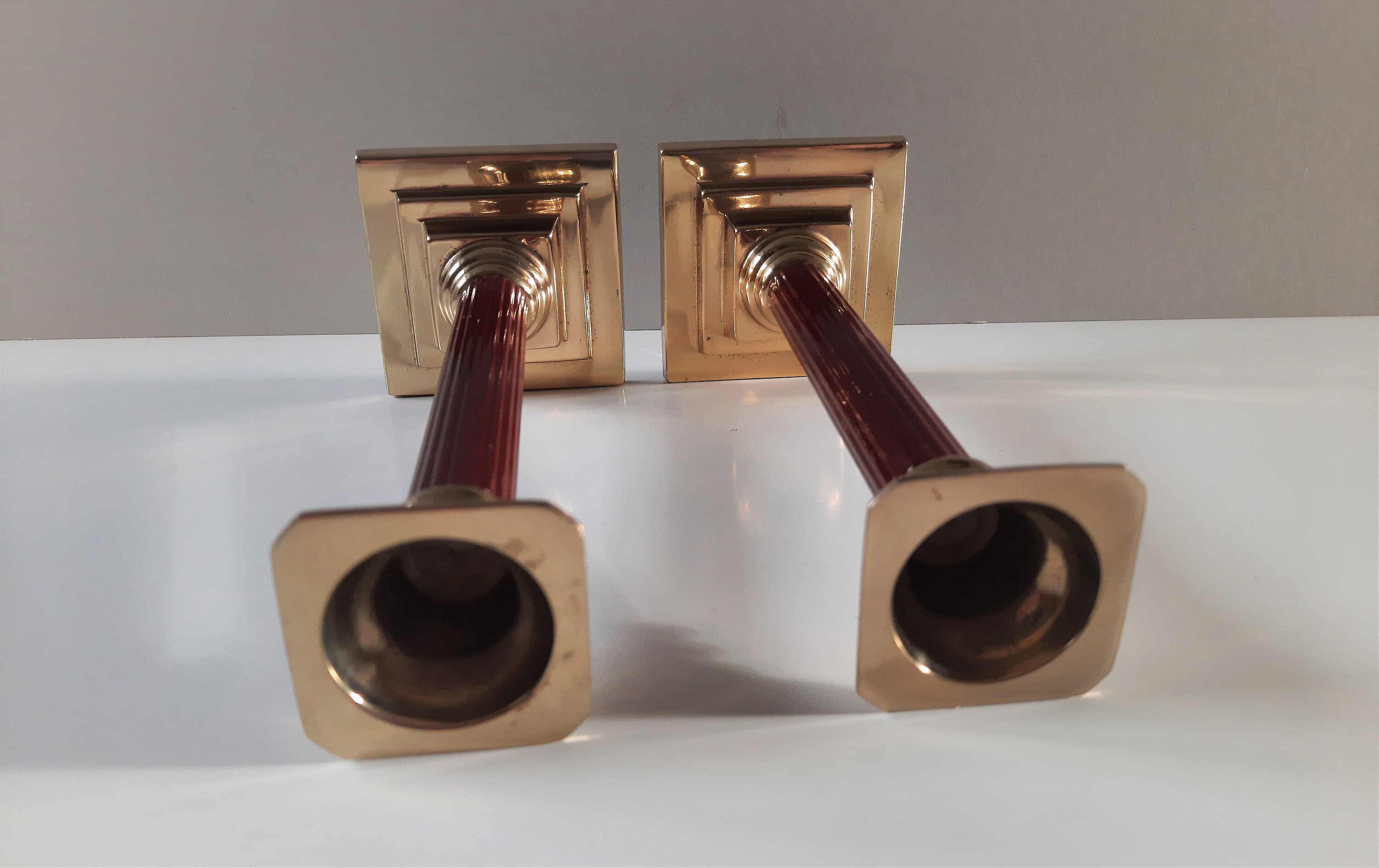 Paire d'importants bougeoirs flambeaux LXVI | GSLR Antiques