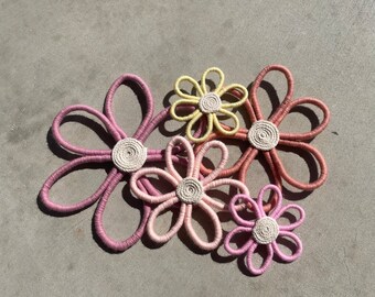 Makraméblommor