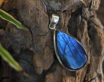 Pendente Labradorite Blu, Labradorite a Goccia, Collana Argento 925, Pietra Naturale Blu, Gioielli di Guarigione, Pietra di Cristalloterapia