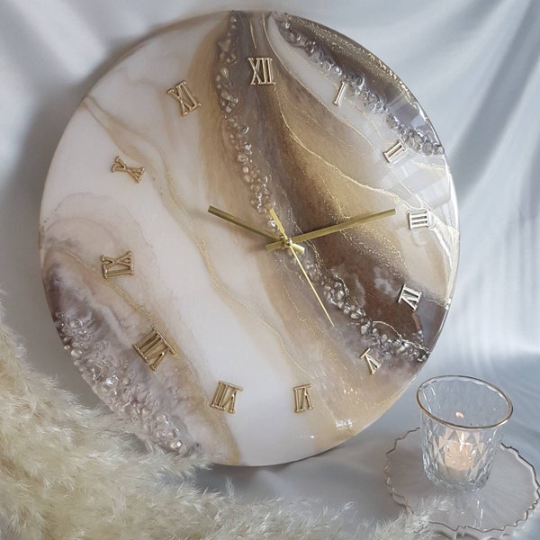 Epoxy resin clock with rock crystals in white/brown/gold