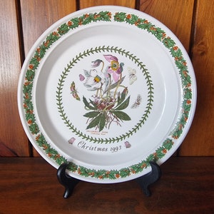 Vintage Portmeirion Christmas themed items. Plate  mug and jug. Great gifts for the Portmeirion collector.