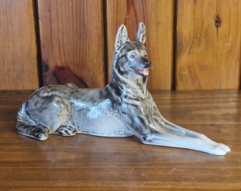 Vintage Russian Lomonosov Porcelain German Shepherd Dog figure.