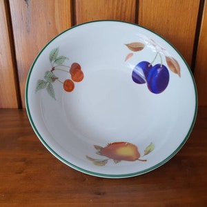 Vintage Royal Worcester Evesham Vale porcelain. Range of items available in different combinations. image 8