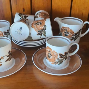 Vintage Wedgwood Susie Cooper Design Reverie bone china coffee cans, milk jug and sugar bowl.