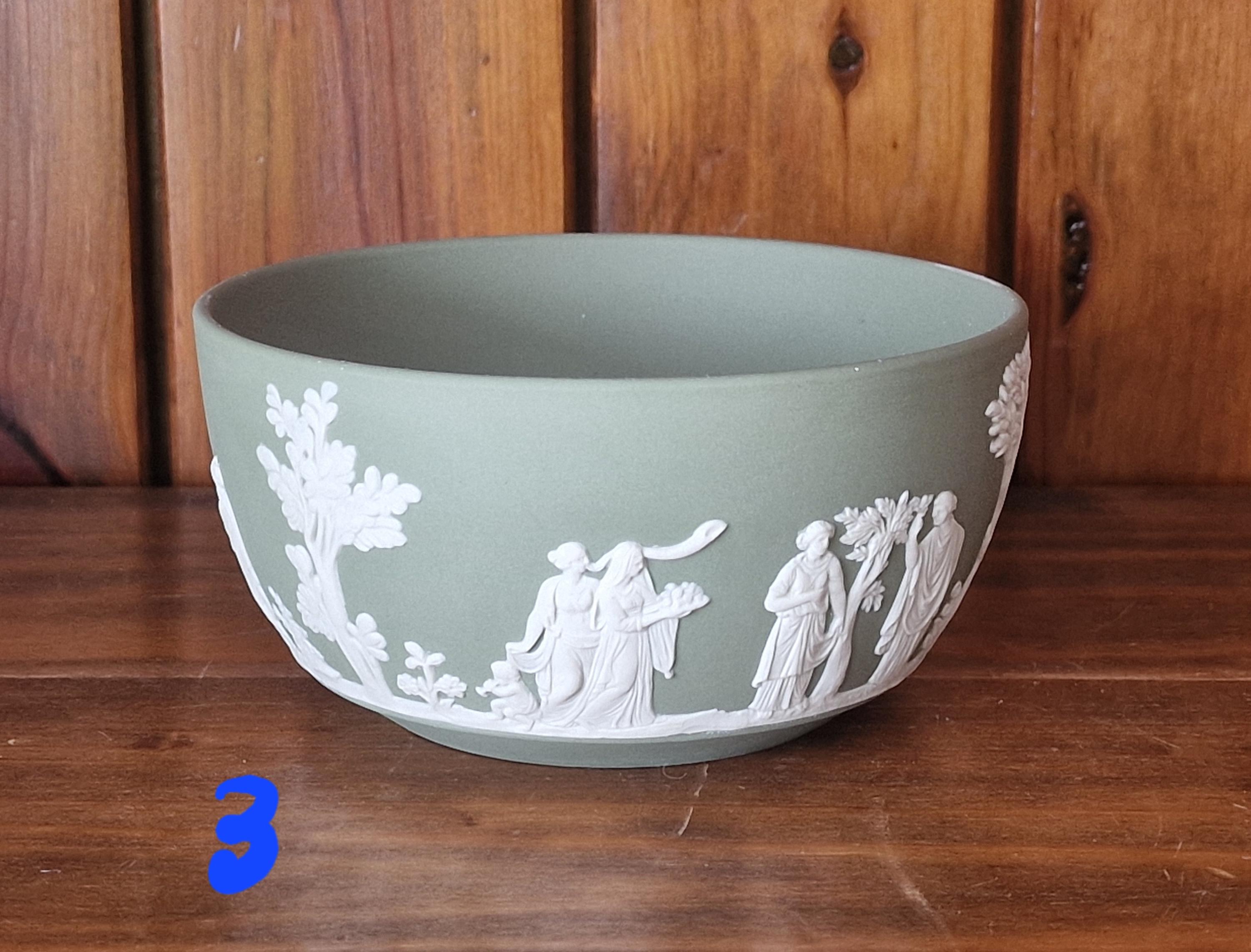 ビンテージ ウェッジウッド セージグリーン ジャスパーウェア ボウル