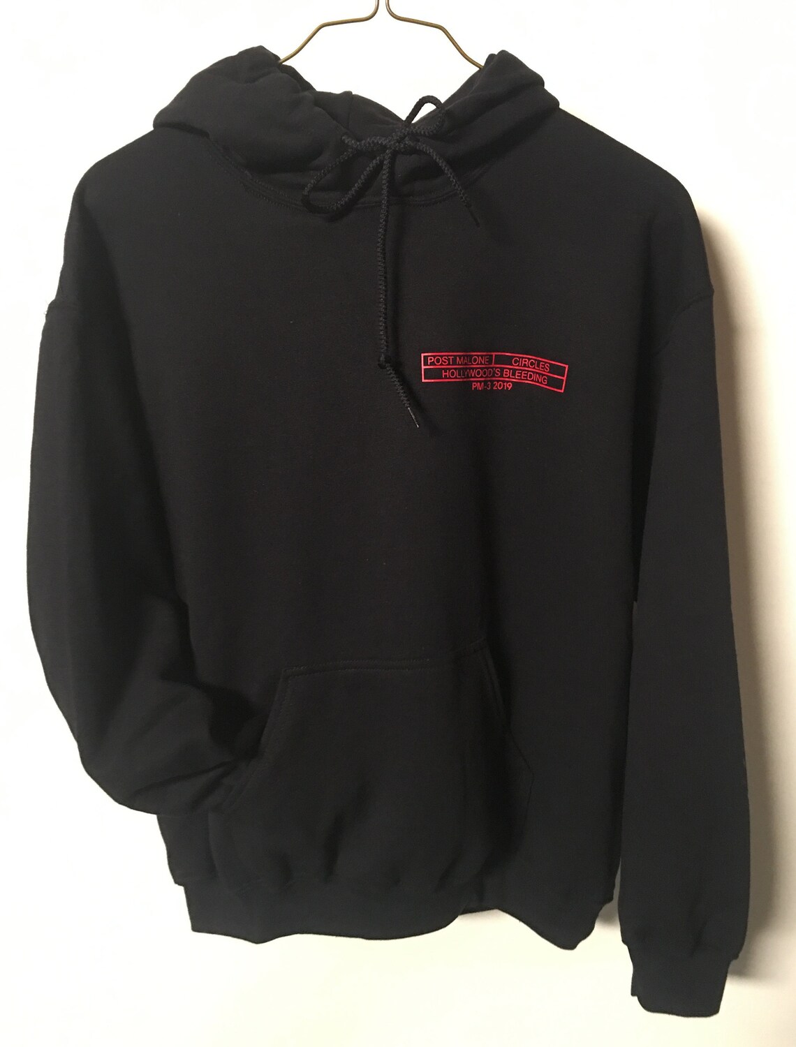 hollywood's bleeding tour merch