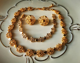 Vintage choker, ear clips, bracelet AVON gold plated floral pattern