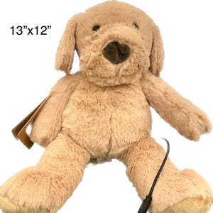 Cachorrinho de pelúcia vibratório animado adaptado para interruptor. Terapia da fala, terapia ocupacional, educação especial, tecnologia assistiva, CAA (Comunicação Aumentativa e Alternativa).