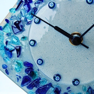Reloj de mesa de cristal de Murano en forma de diamante hecho a mano: accesorio decorativo para escritorio
