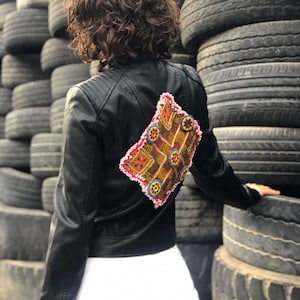 Veste en cuir noir personnalisée, veste en cuir écologique, veste Boho, veste en cuir végétalien, veste en cuir pour femme, veste femme noire