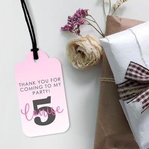Etichette di compleanno personalizzate con foro, perfette per regali e doni, sacchetti per dolcetti, scatole per bomboniere e decorazioni per feste - Confezione da 10 da 3x2" di dimensioni