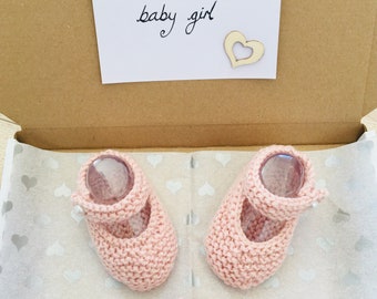 Pink hand knitted wool baby girls shoes-personalised baby clothes-baby shower gift-crochet baby girl headband