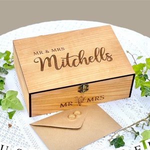 Regalo de boda o compromiso para parejas: caja de tarjeta de recuerdo de madera personalizada, caja de tarjeta de boda, regalo para la familia, aniversario