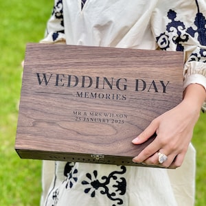Regalo di fidanzamento per matrimonio per coppie Scatola di biglietti ricordo in legno personalizzata Regalo di Natale per sposa Sposo Moglie Lui Lei Scatola di biglietti di nozze