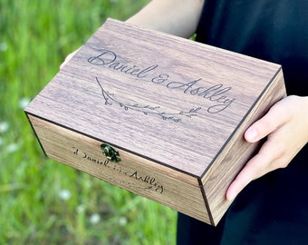 Caja de madera enamorados-Feliz día de San Valentín o para regalar en un  aniversario