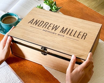 Caja de nombre de madera personalizada para recuerdos, recuerdo - regalo de Navidad, regalo para él, novio, niño, chico, padrinos de boda, amigo para cumpleaños