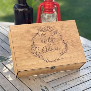 Personalized Wooden, Keepsake Memory Gift Box. Laser engraved Christmas Gift for Couples, Anniversary, Birthday, for Boyfriend, Girlfriend
