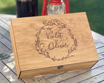 Personalized Wooden, Keepsake Memory Gift Box. Laser engraved Christmas Gift for Couples, Anniversary, Birthday, for Boyfriend, Girlfriend
