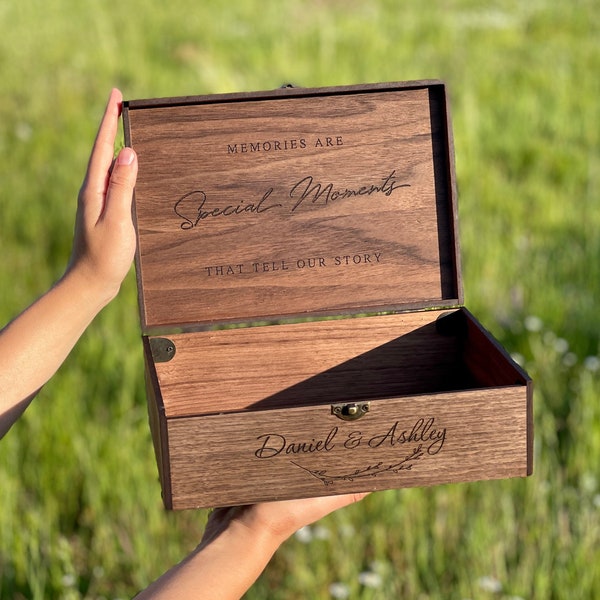 Memoria personalizada de madera recuerdo Stash Lock Box regalo de boda para él, ella, regalo para novio, novia, parejas, aniversario mujeres hombres