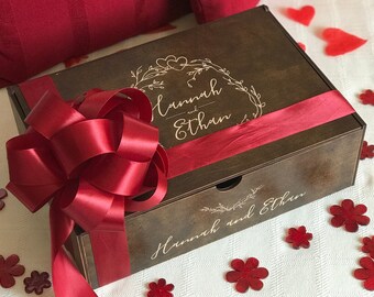Personalize Valentines Day Gifts for Her, Him, Couples, for Boyfriend, Girlfriend - Personalized Keepsake, Wooden, Memory Box