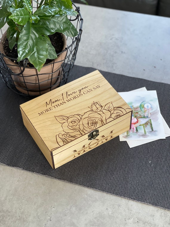 Mothers day gifts from daughter - Personalized Memory box. Mom gift, Mother in law, Step mom gift, Gifts for parents, Custom Family gift