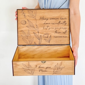 Regalo personalizado del día de la madre para la nueva futura mamá madre, bisabuela de la hija, hijo marido caja de regalo de recuerdo de madera con memoria personalizada imagen 6