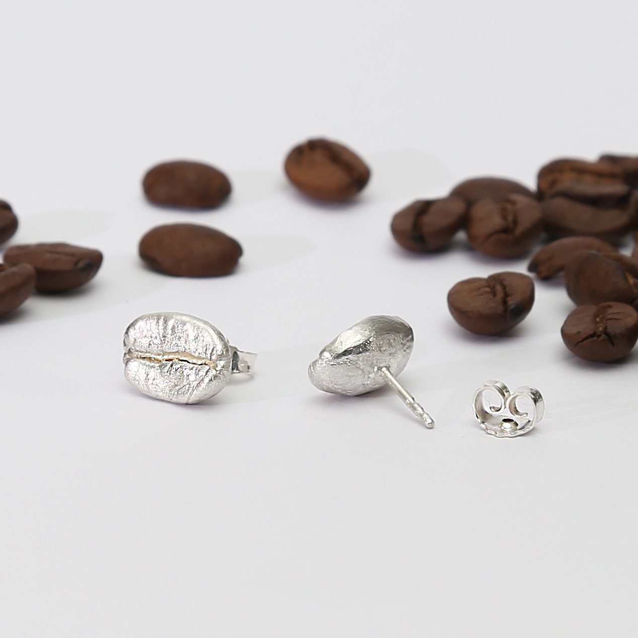 Ear studs "coffee beans" modeled in wax/handmade in solid 925 silver, for coffee lovers, roasters, coffee aunts, baristas
