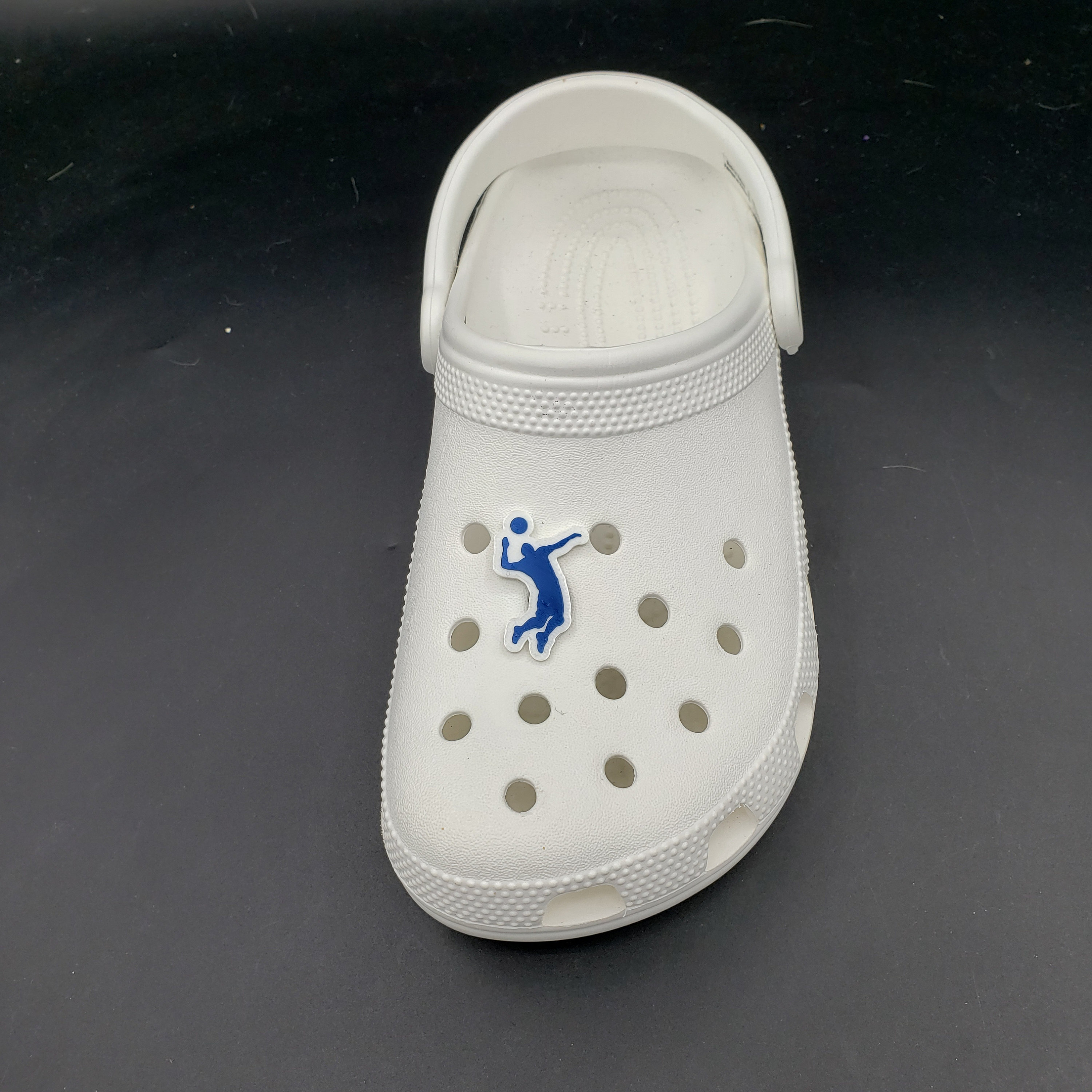 Crocs volleyball jibbitz best sale