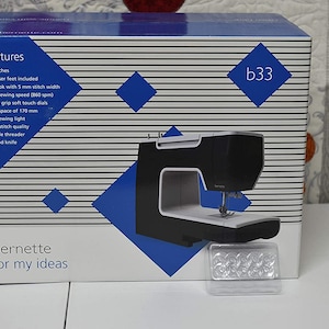 Bernette b33 Sewing Machine W/ FREE 10 Pack Bobbins!-FAST SHIPPING!